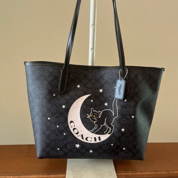 Coach City Tote In Signature Canvas With Halloween - Picture 1 of 7